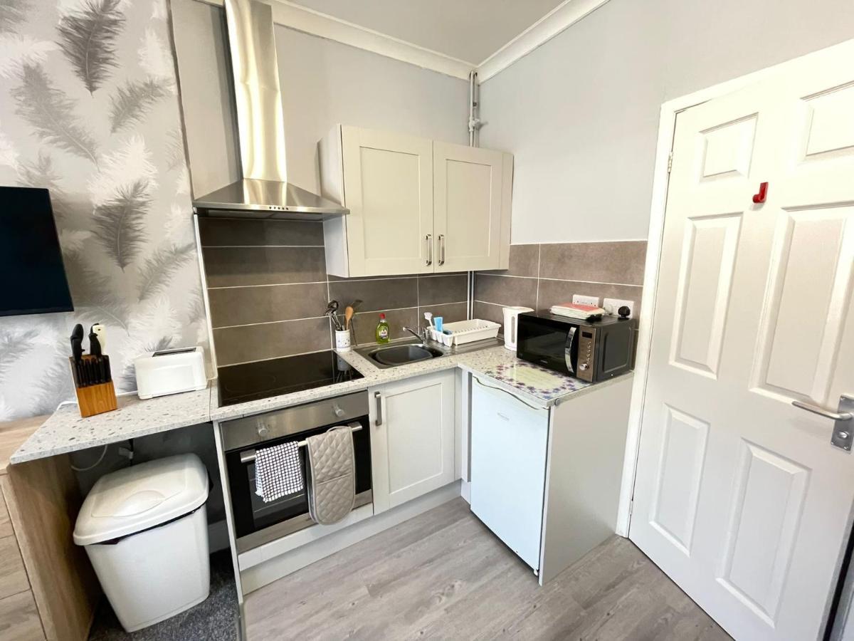Large Ground Floor Studio Holiday Apartment Skegness - Flat 12 Екстериор снимка