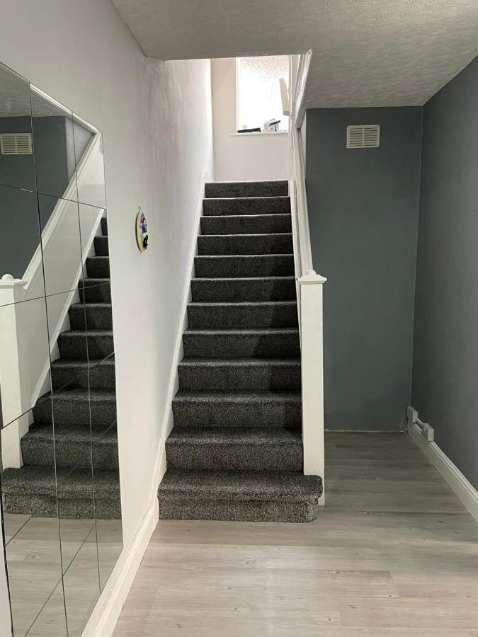 Large Ground Floor Studio Holiday Apartment Skegness - Flat 12 Екстериор снимка